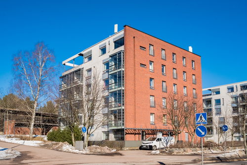 Tilanhoitajankaari 11