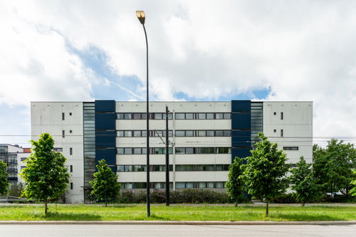 Silmupolku 1